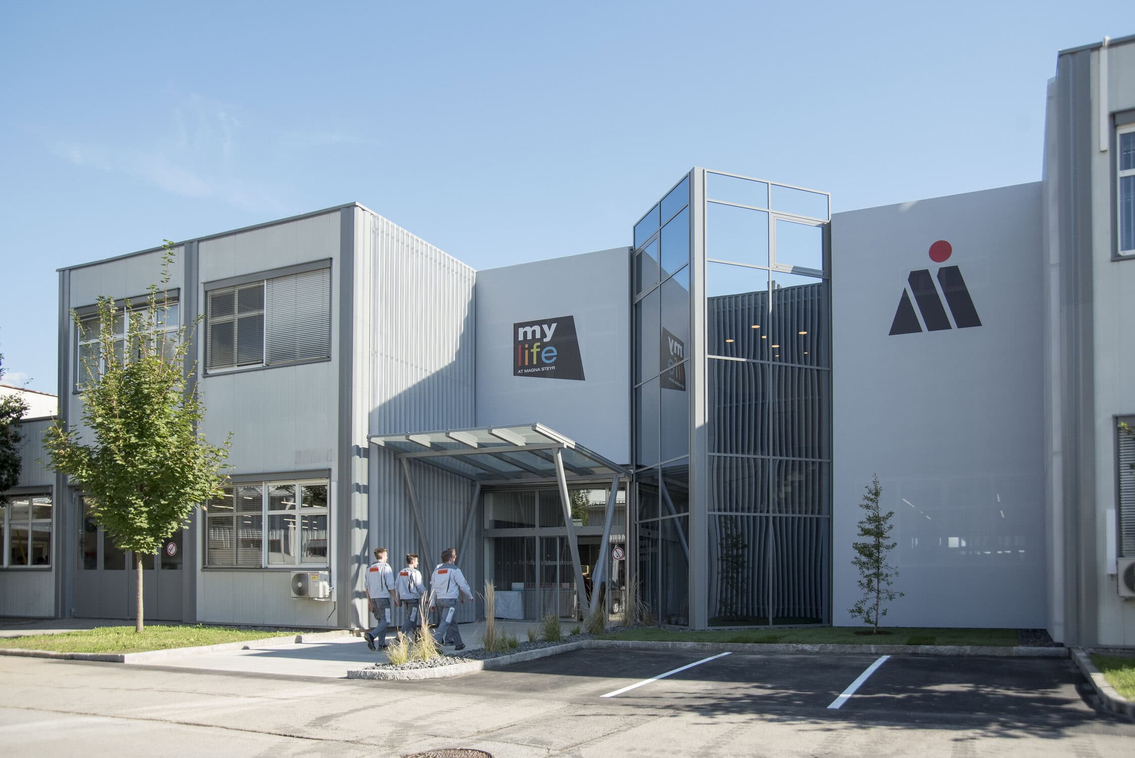 Gebäudekomplex von Magna