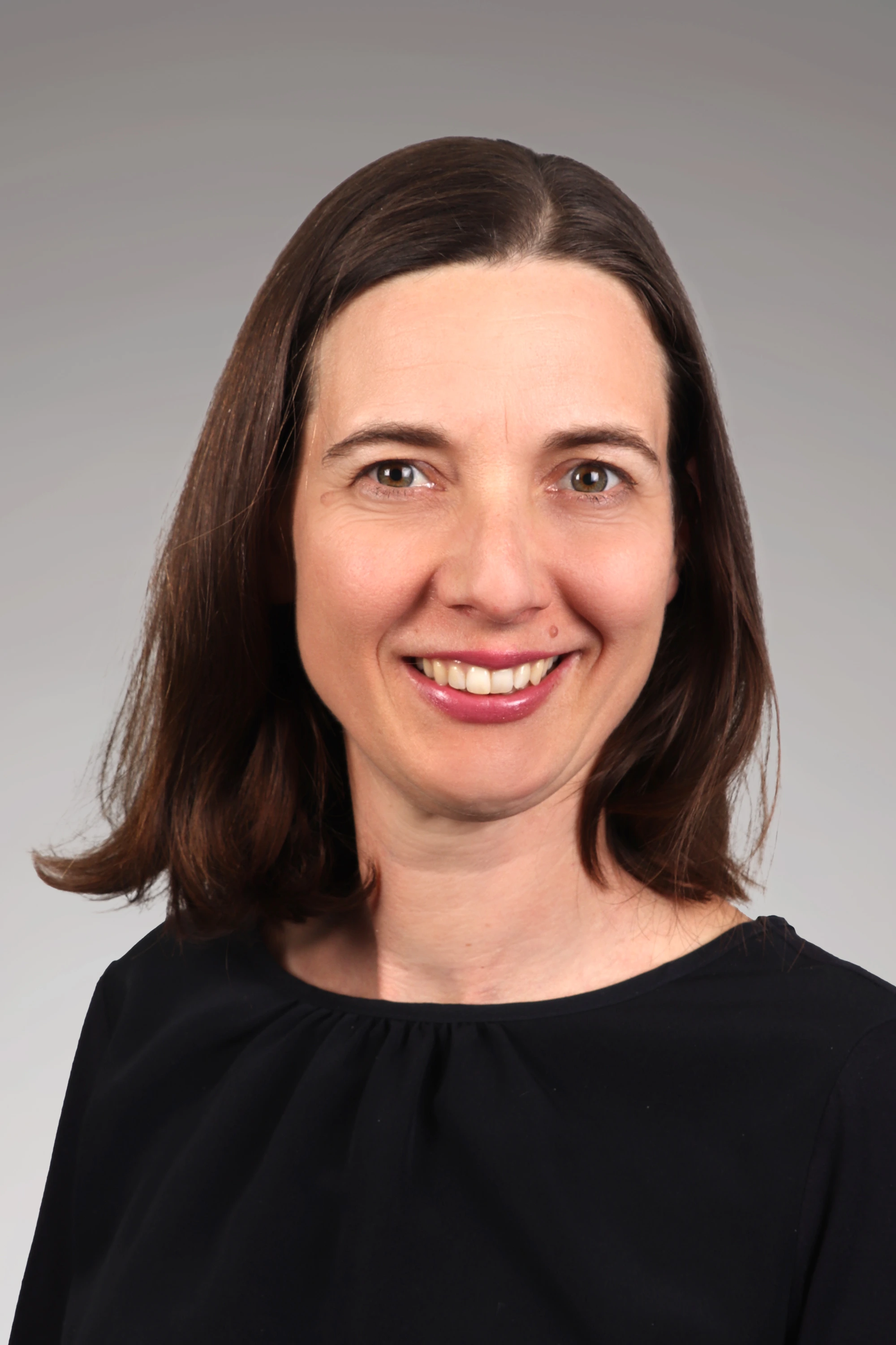 Porträtfoto Katrin Friedl